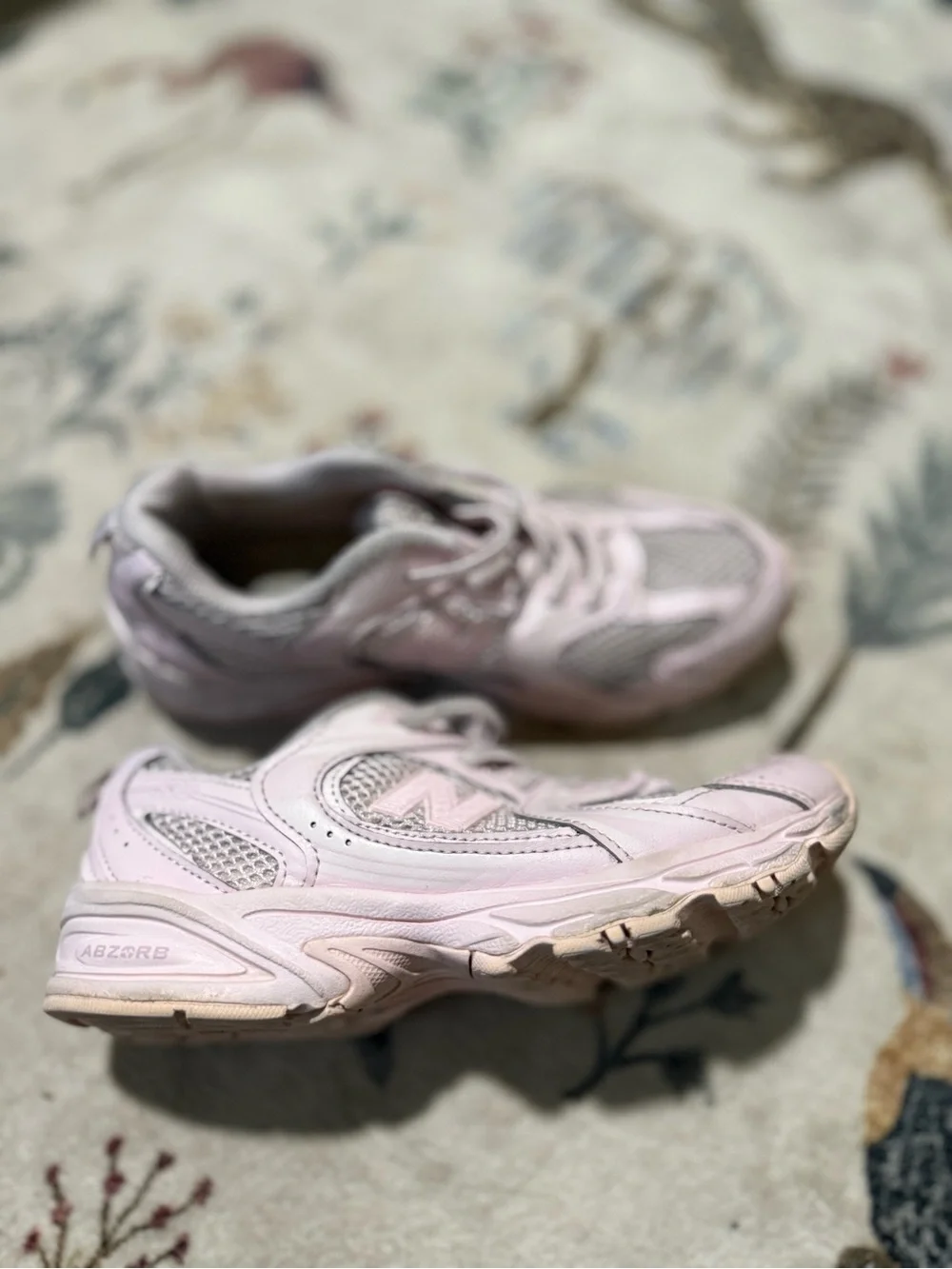 New Balance kids Light Pink Athletic Sneakers size 3